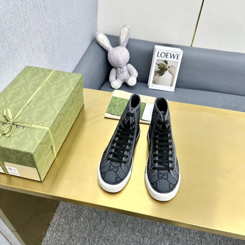 Gucci Casual Shoes